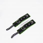 Черно-зеленые кожаные наручники с зеленой строчкой - Crazy Handmade - купить с доставкой в Пензе
