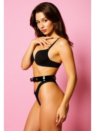 Эффектный черный пояс из лаковой эко-кожи - БДСМ Арсенал - купить с доставкой в Пензе