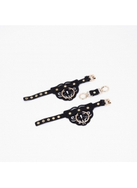 Черные кожаные наручники с клепками, кольцами и золотистой фурнитурой - Crazy Handmade - купить с доставкой в Пензе