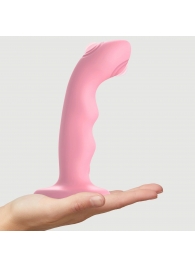 Розовая насадка-стимулятор Strap-On-Me Tapping Dildo Wave - Strap-on-me - купить с доставкой в Пензе