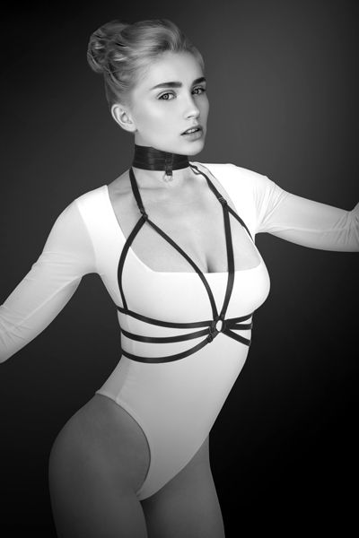 Черная упряжь на грудь Julia - Bijoux Pour Toi - купить с доставкой в Пензе