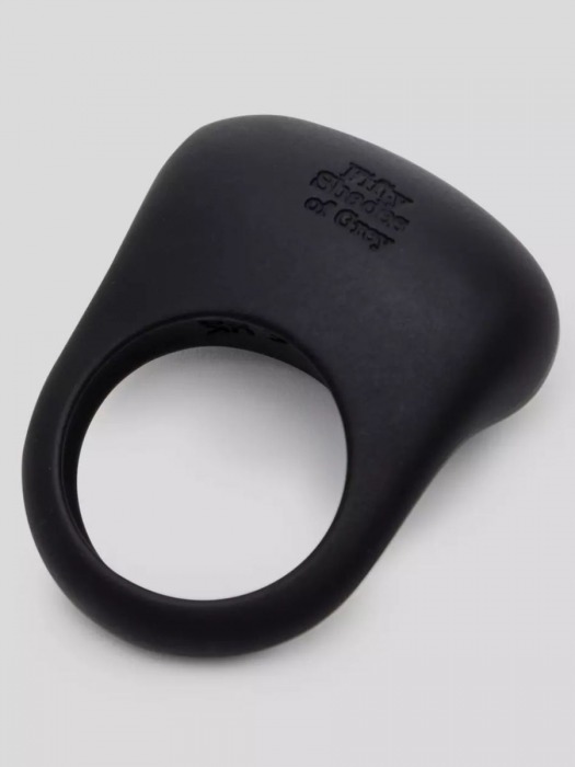 Черное эрекционное виброкольцо Sensation Rechargeable Vibrating Love Ring - Fifty Shades of Grey - в Пензе купить с доставкой