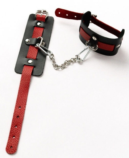 Черные оковы с красным декором и заклепками - Crazy Handmade - купить с доставкой в Пензе