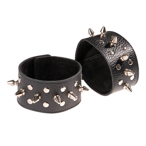 Чёрные напульсники с шипами и заклепками - Sitabella - купить с доставкой в Пензе