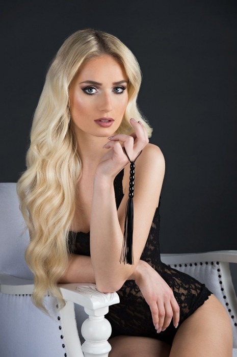 Чёрная мини-плеть из резины Rubber Mini Whip - 22 см. - Blush Novelties - купить с доставкой в Пензе